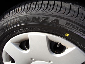 �j���[�r�[�g��